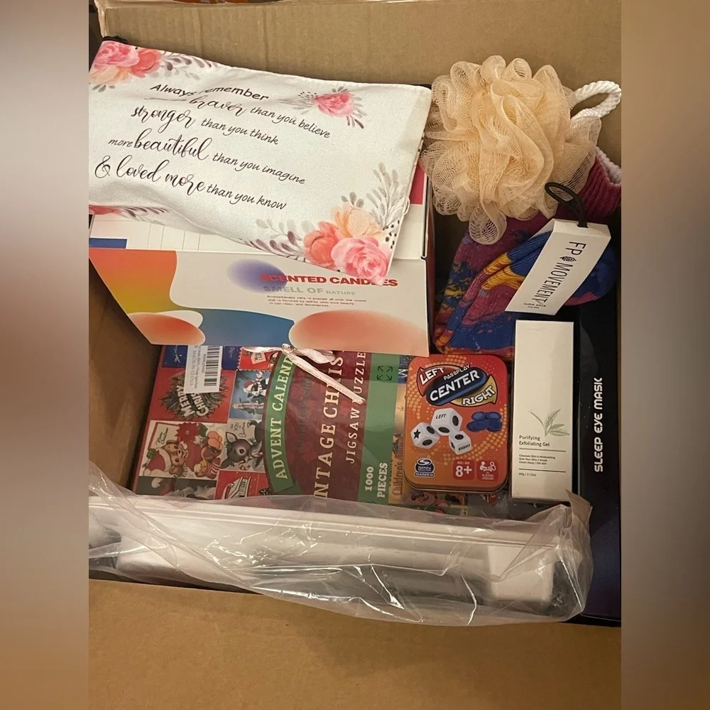 LARGE Amazon BEAUTY Box, Brand NEW 📦 🔥 NO JUNK, NO used products, 5 ⭐️ rating! - Picture 10 of 16